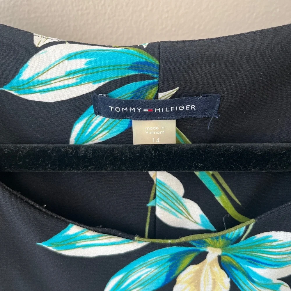 Tommy Hilfiger Black Floral Cold-Shoulder Dress- Size 14 - Picture 2 of 7